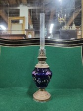 LAMPE A PETROLE STYLE LOUIS