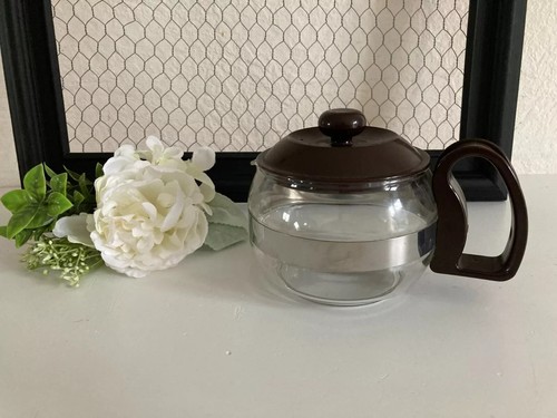 Ancienne cafetière - 23, ⚜️