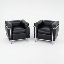 1980s Pair of LC2 Petit Modele Lounge Chairs Le Corbusier Jeanneret & Perriand