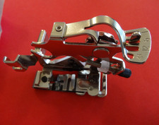 Pied Fronceur / Plisseur NIIKEN Japan 1797878 Machines à coudre Singer 301, 401