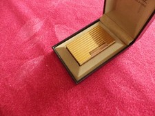 briquet dupont ligne 2 plaqué or .