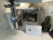 PURE Juicer Two-Stage Juicer - Premium Cold Press Juicing Machine