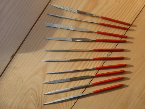 Set différents luthier - différents,