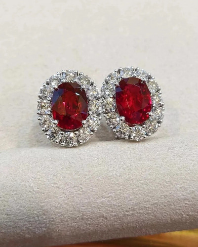 Oval cut natural ruby - oval,