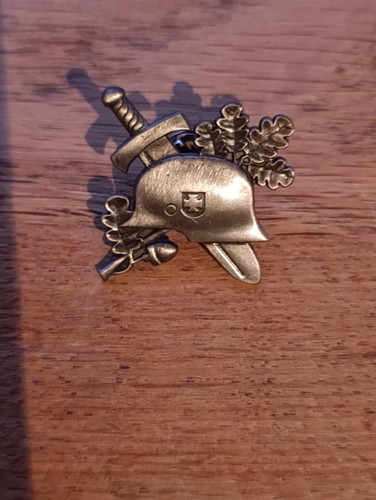 Allemand petit insigne casque - insigne,