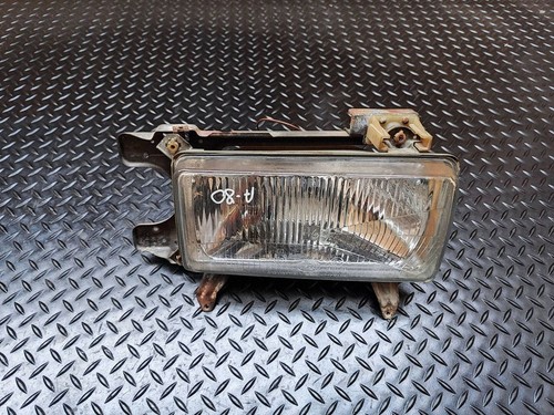 Audi 1985 phare droit - 80,