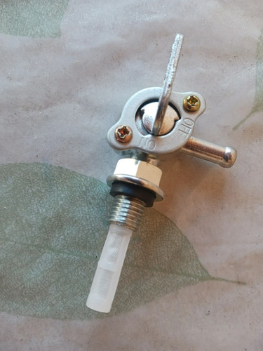 Robinet essence pour - , groupe