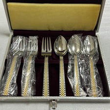 Ensemble de couverts de montre