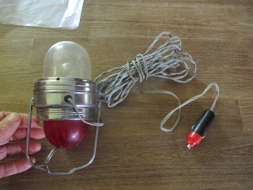Ancienne lampe baladeuse - ancienne,