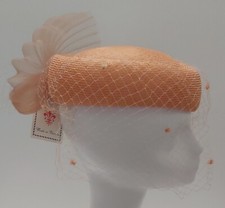 Chapeau De Cérémonie Avec Voilette Orange Fabriqué En Italie
