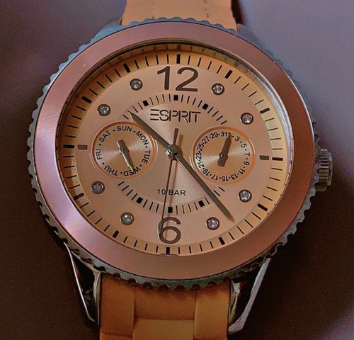 Superbe montre esprit - superbe,