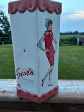 Valise Vintage 1965 Francie ( Barbie’s mod’ern Cousin) ! Usagée ( Voir Photos)