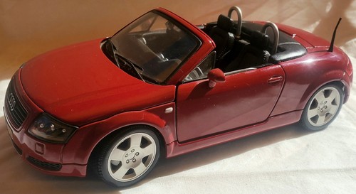 Voiture miniature audi - miniature,