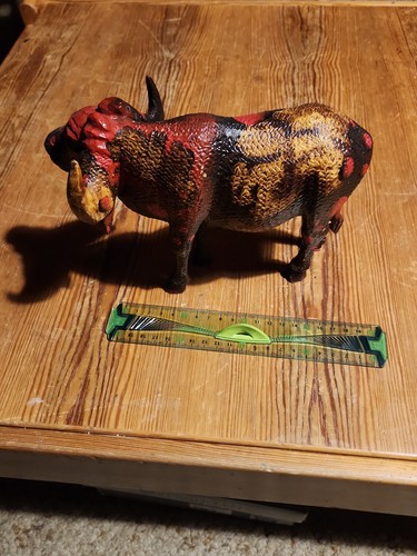 Buffalo peint par - par, artiste
