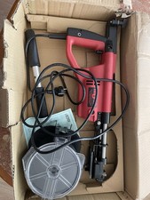 Visseuse pour terrasse