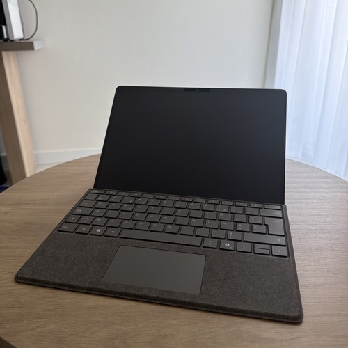 Microsoft surface pro - 11,