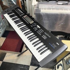 Korg TR61 61-Key Keyboard Synthesizer with 100V Adapter Used Music instruments