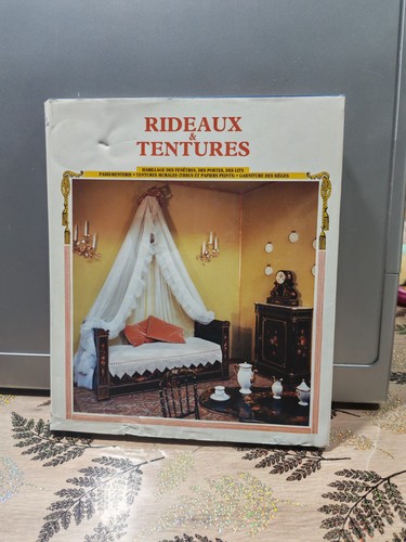 Ancien livre rideaux - livre, et