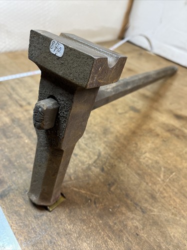 Marteau forgeron old tool - de,