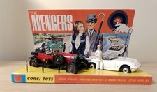 Corgi Gift Set 40: The Avengers (9)