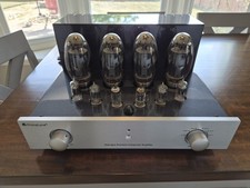 PrimaLuna Dialogue Premium Stereo Tube Integrated Amplifier with upgraded tubes