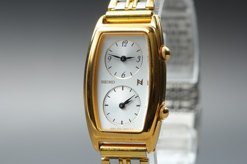 Presque comme neuve montre - neuve],