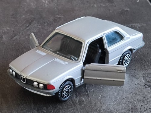 Vonyage mercury bmw - vonyage, 1/43