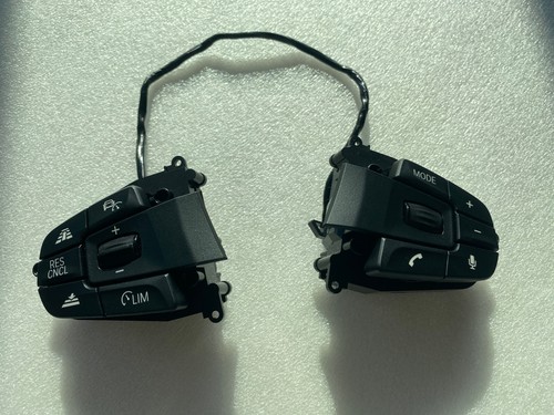 Boutons commande volant - boutons,