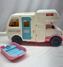 FISHER PRICE DOLLHOUSE 6364 LOVING FAMILY RV CAMPER  MOTORHOME WITH BOAT 1998