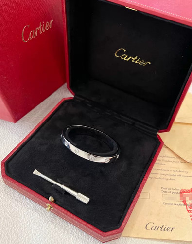 Cartier love bracelet 18k - cartier,