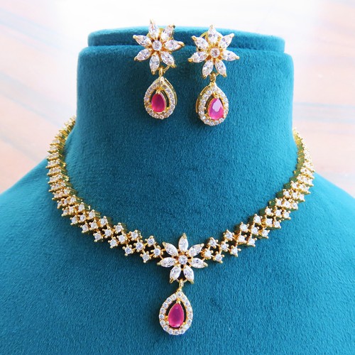 Parure collier boucles - &,