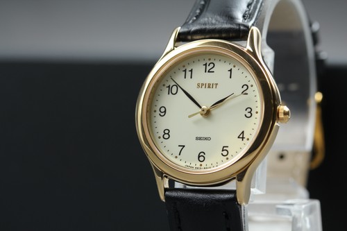 Montre femme vintage 1999