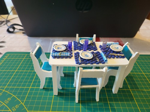 Table chaises bois 1 - +,