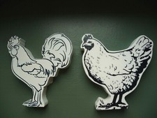 2 FIGURINES EN BOIS DECO