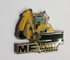 Pin's Tractopelle Engin Chantier BTP MF , (  Massey Ferguson)