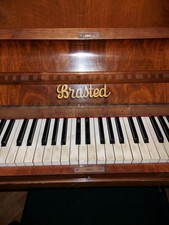 piano droit marque Brasted