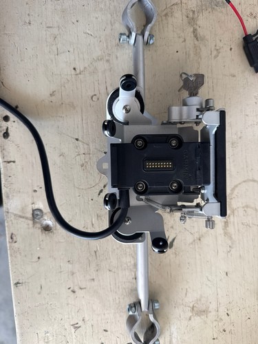 Touratech locking gps mount - touratech,