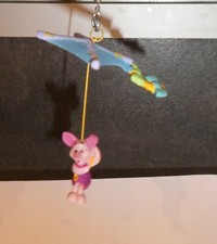 FIGURINE A SUSPENDRE DE