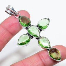 Pendentif pierre précieuse