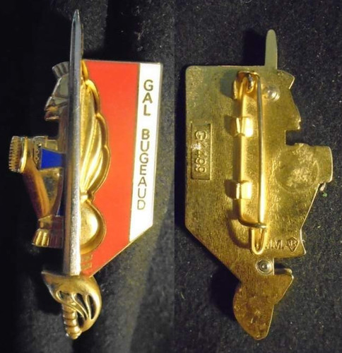 Insigne militaire - insigne,