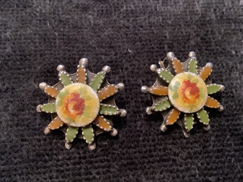 Boucles oreilles de - boucles, d’oreilles