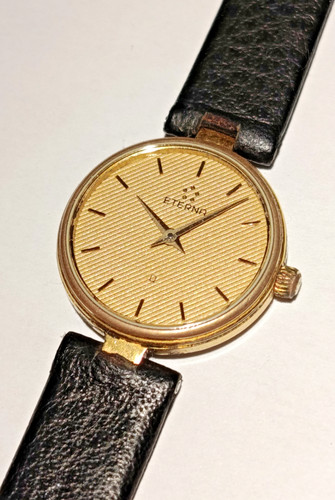 Eterna montre quartz - , vintage