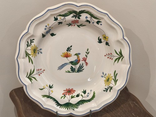 Tres joli grand plat - joli,