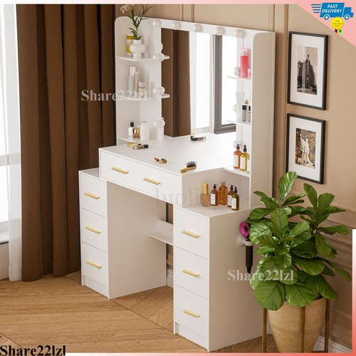 Vanity set with - 11, lights