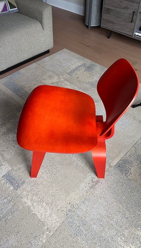 Eames herman miller red - herman,