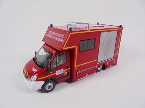 Véhicule pompiers iveco - véhicule, de