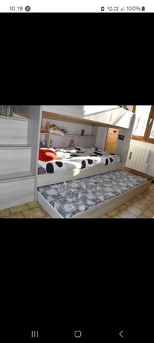 Lits superposés avec - lits,