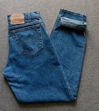 Vintage Levis 550 Jeans Men's 32x32 Blue Denim Relaxed Tapered Made In USA 1995