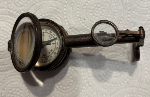 Ancienne boussole loupe - ancienne,