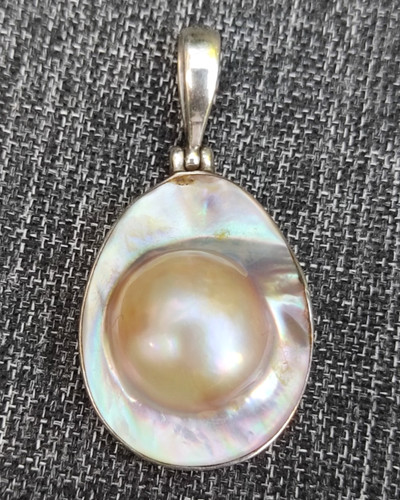 Bijou pendentif perle - , nacre